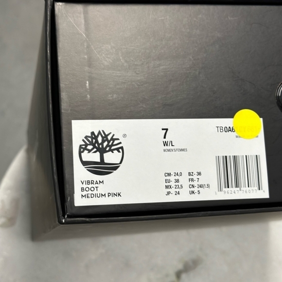 NWT JIMMY CHOO x Timberland collection size 7 - Picture 4 of 15